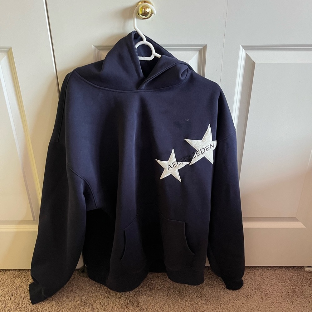 blue elfric eden sweatshirt